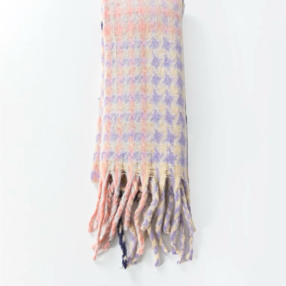 Princess Polly Scarf - Picture 2 of 3